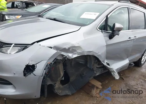 2020 Chrysler Voyager Lxi из США, поврежденный, VIN 2C4RC1DG3LR286139